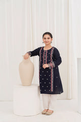 Khayat- Navy Contrast