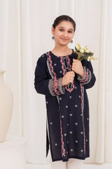 Khayat- Navy Contrast