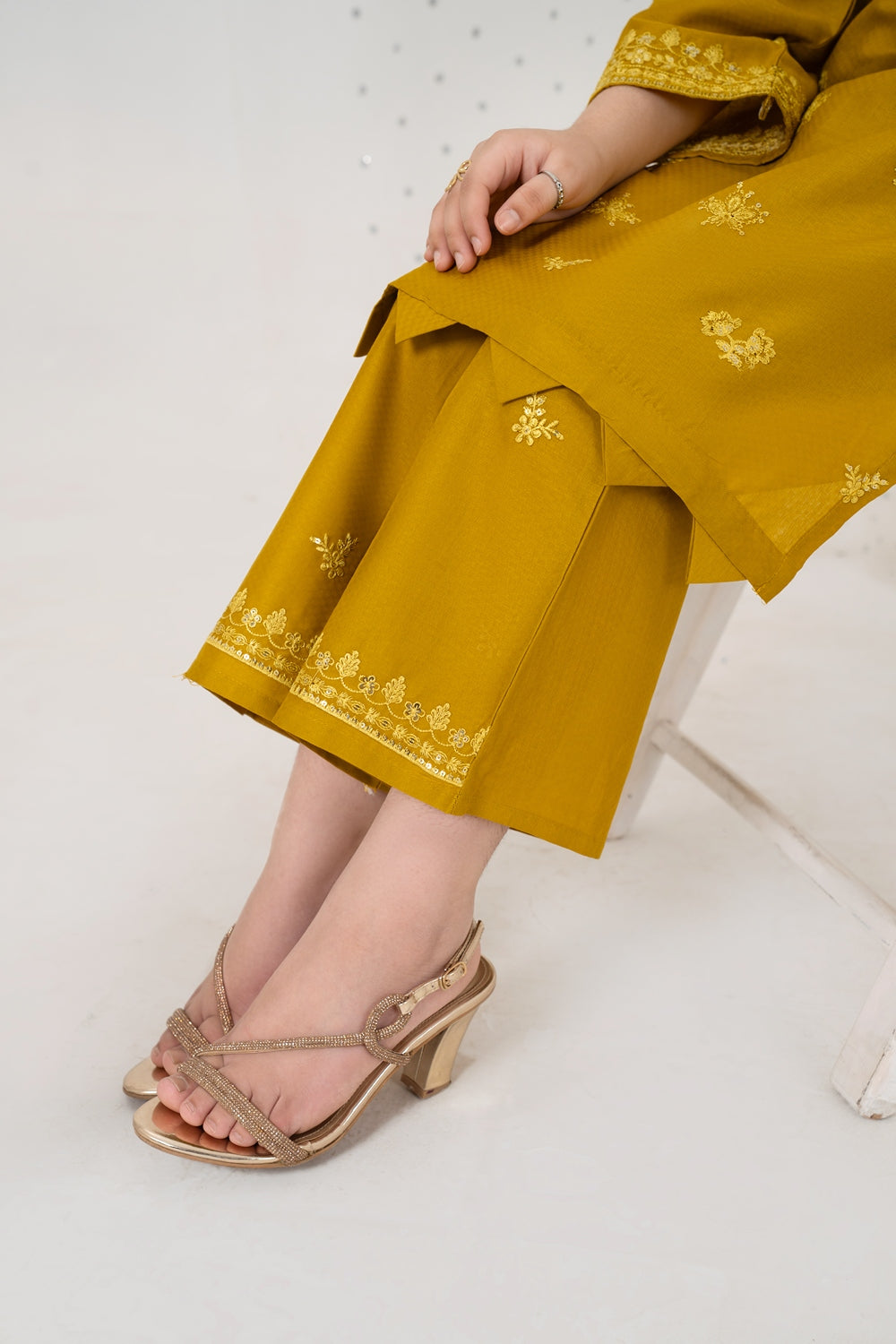 2-pc Mustard